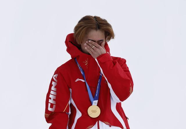 华体会官方网站下载-新华社评苏翊鸣首金：它是鼓舞队伍士气和点燃公众激情的起点