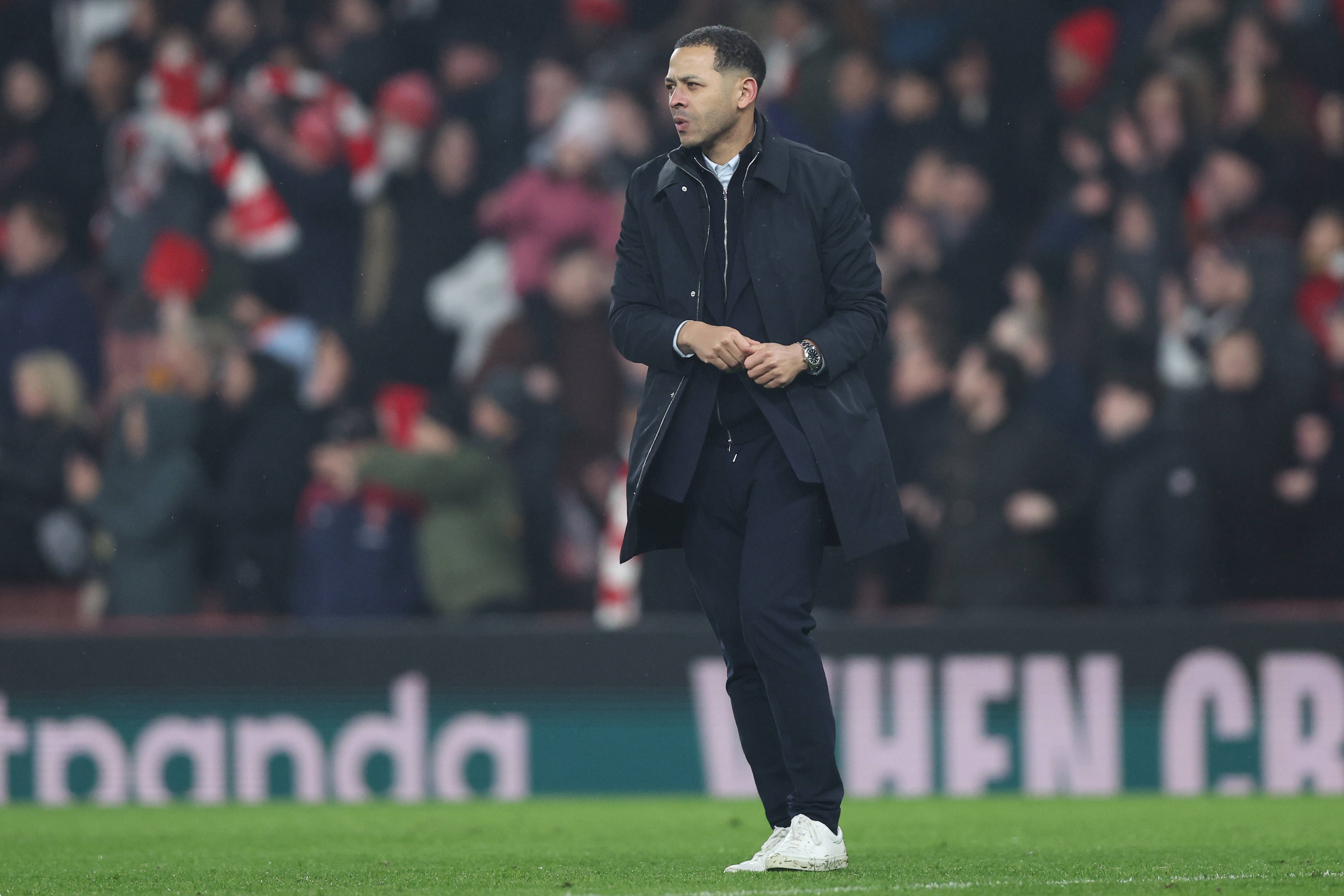 华体会官方网站下载-切尔西旧将：罗塞尼尔说要找裁判投诉听着很蠢，别惦记那破围圈了