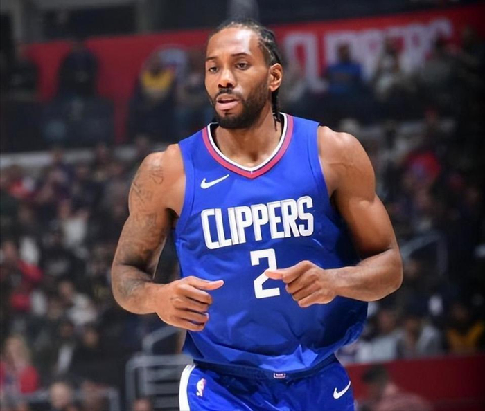 华体会官方网站下载-再见快船！再见洛杉矶！伦纳德1换5交易曝光，网友：白菜价|小卡|选秀权|活塞|洛杉矶快船队|詹姆斯·哈登_新浪体育_新浪新闻